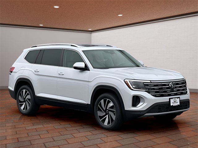 2026 Volkswagen Atlas SEL's photo