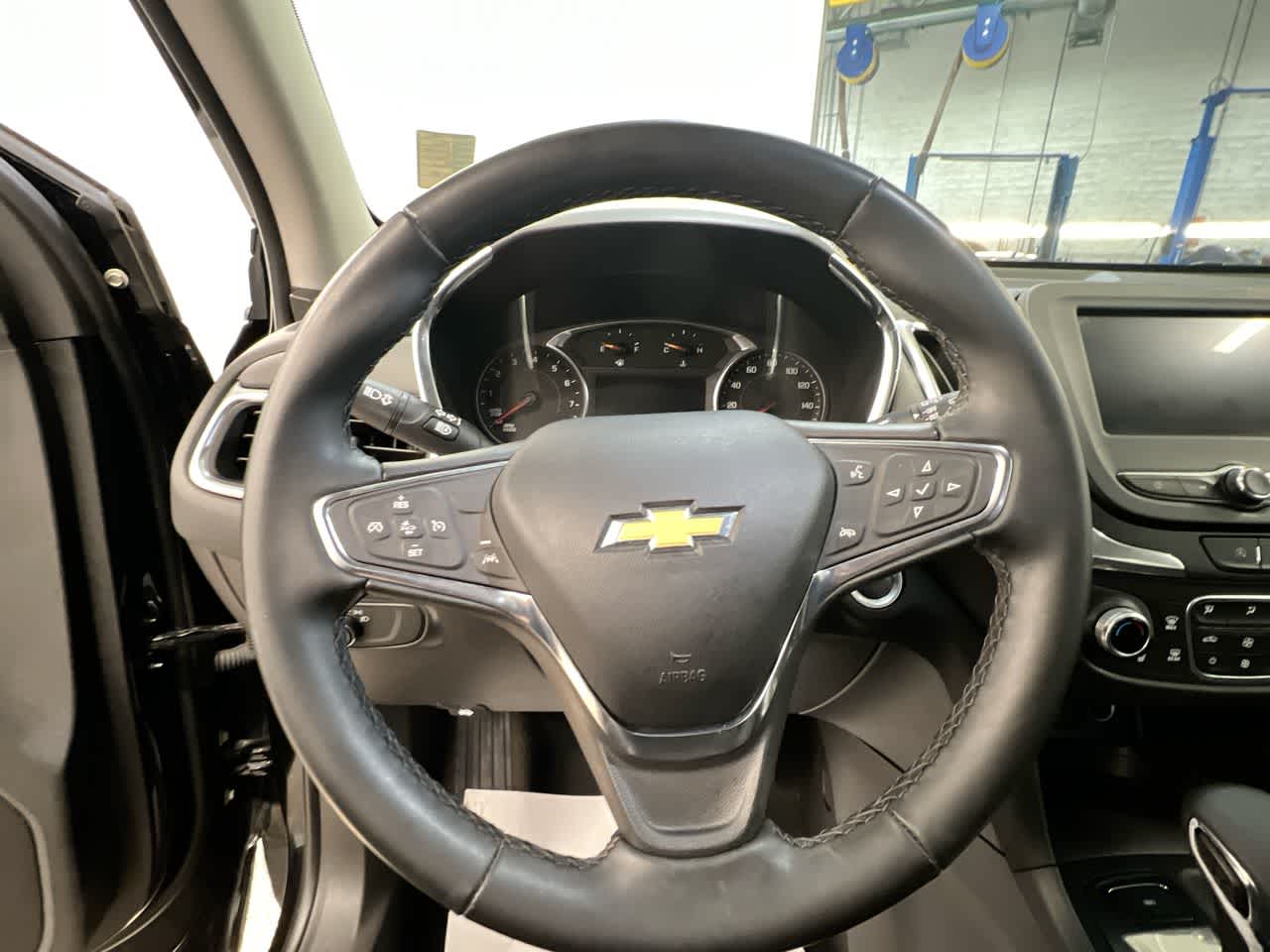 2023 Chevrolet Equinox LT photo 7