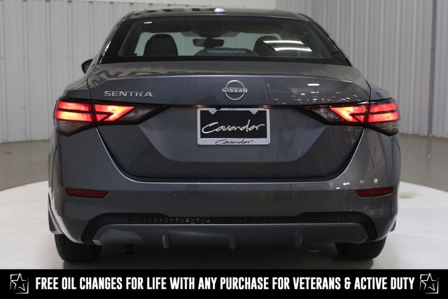 2025 Nissan Sentra SV photo 5