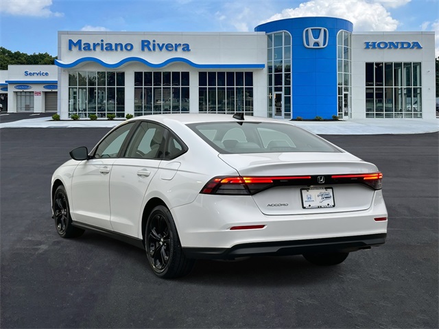 2025 Honda Accord 1.5T SE photo 4