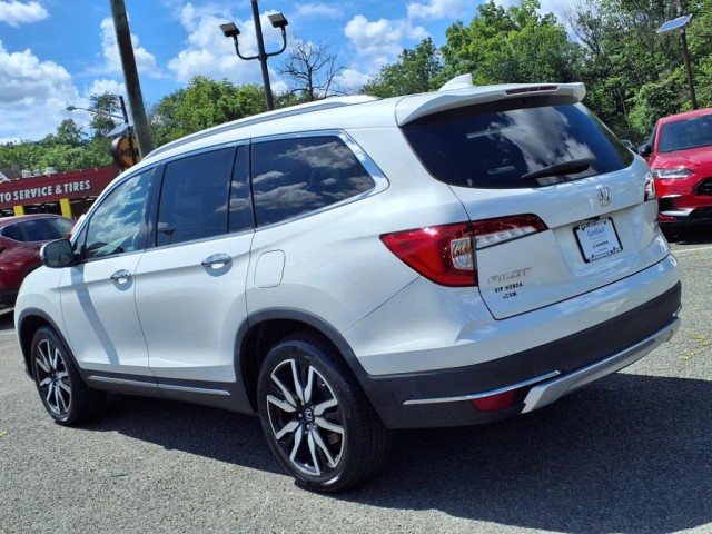 2022 Honda Pilot Touring photo 4
