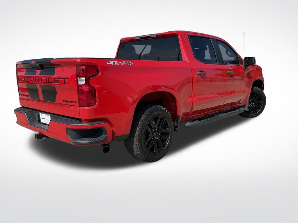 2022 Chevrolet Silverado 1500 Custom photo 4