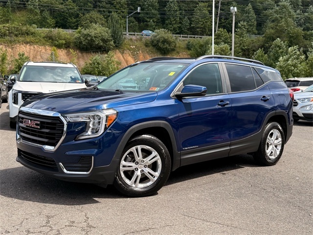 2022 Gmc Terrain SLE photo 2