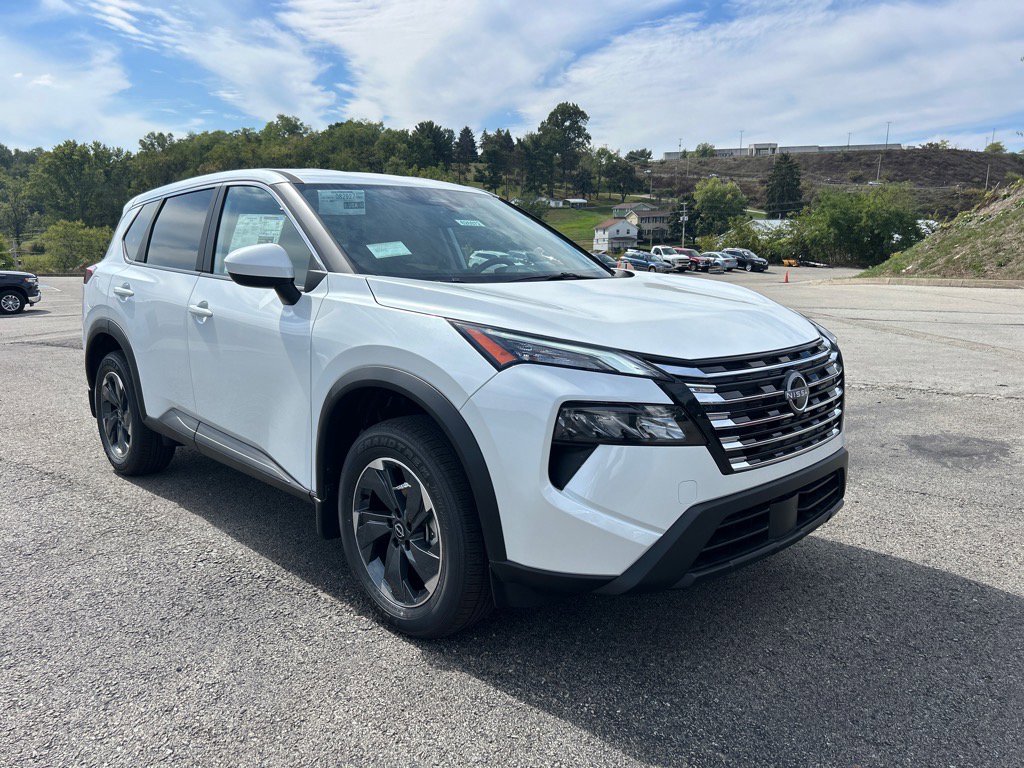 2026 Nissan Rogue SV's photo