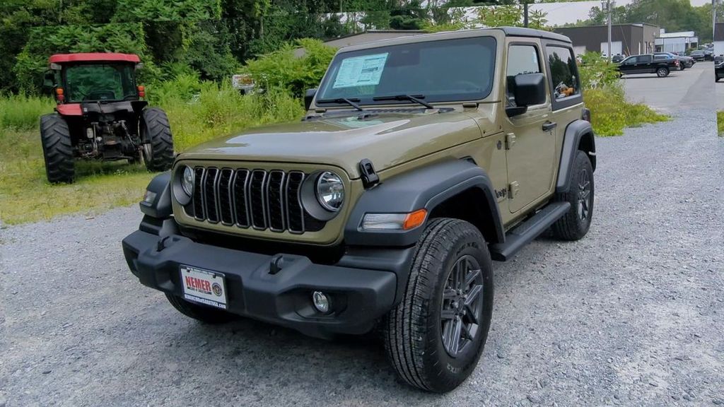 2025 Jeep Wrangler Sport S photo 4