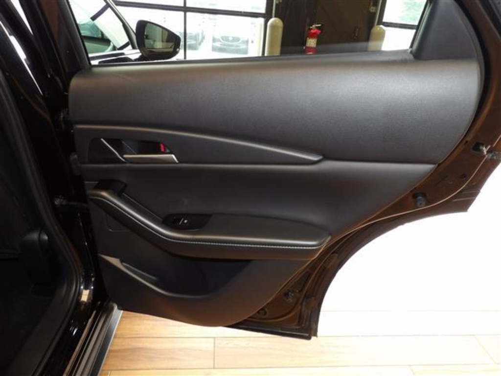2025 Mazda CX-30 2.5 Select Sport photo 14