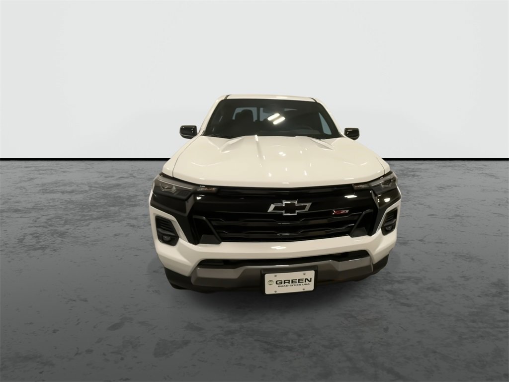 2026 Chevrolet Colorado Z71 photo 3