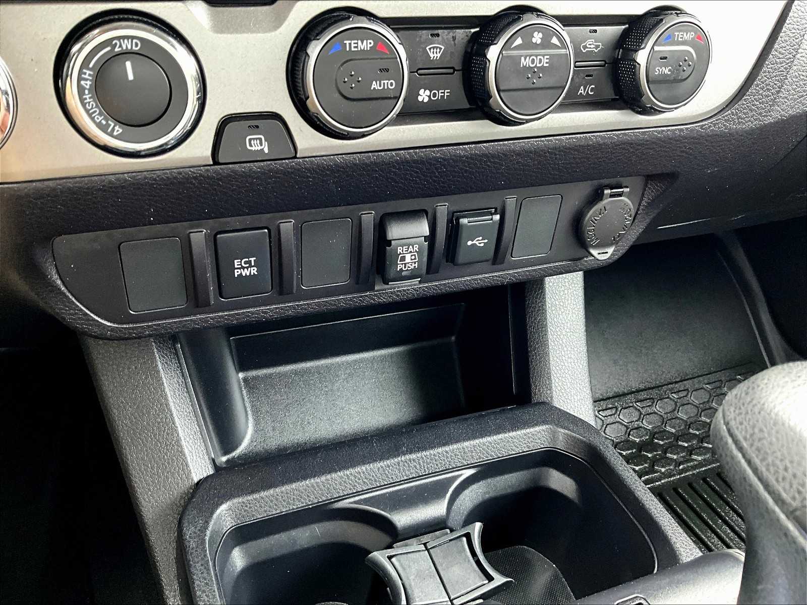 2023 Toyota Tacoma SR5 photo 27