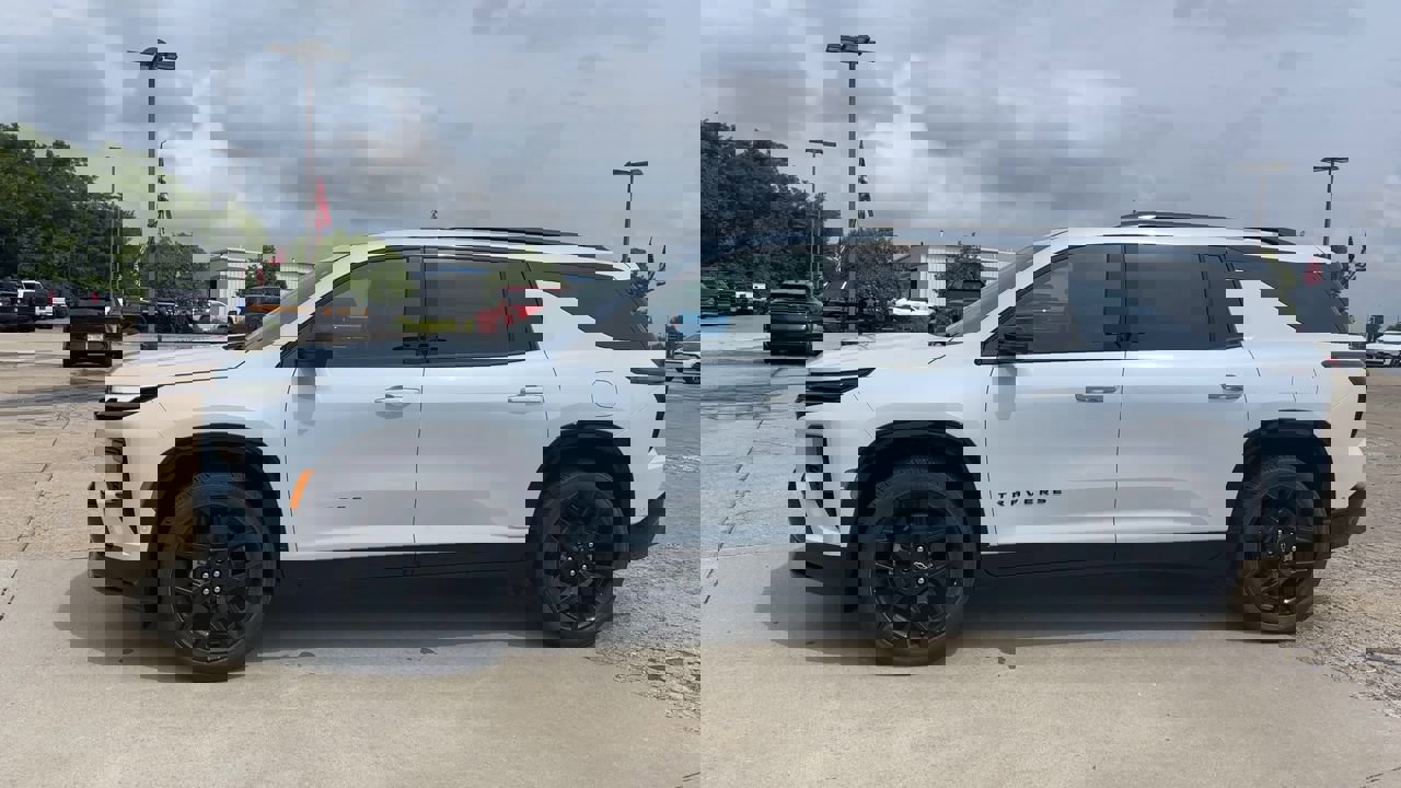 2026 Chevrolet Traverse RS photo 4