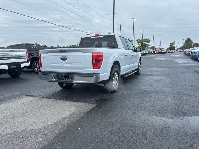 2021 Ford F-150 XLT photo 2