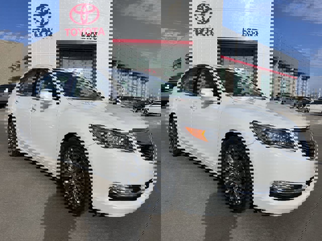 2016 Acura RLX Technology Package's photo