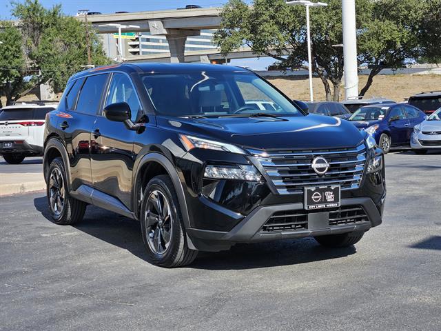 2024 Nissan Rogue SV photo 2
