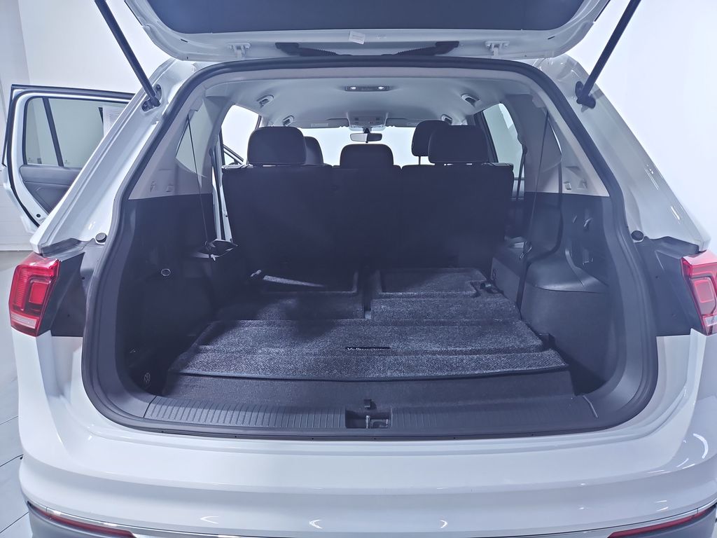 2023 Volkswagen Tiguan S photo 20