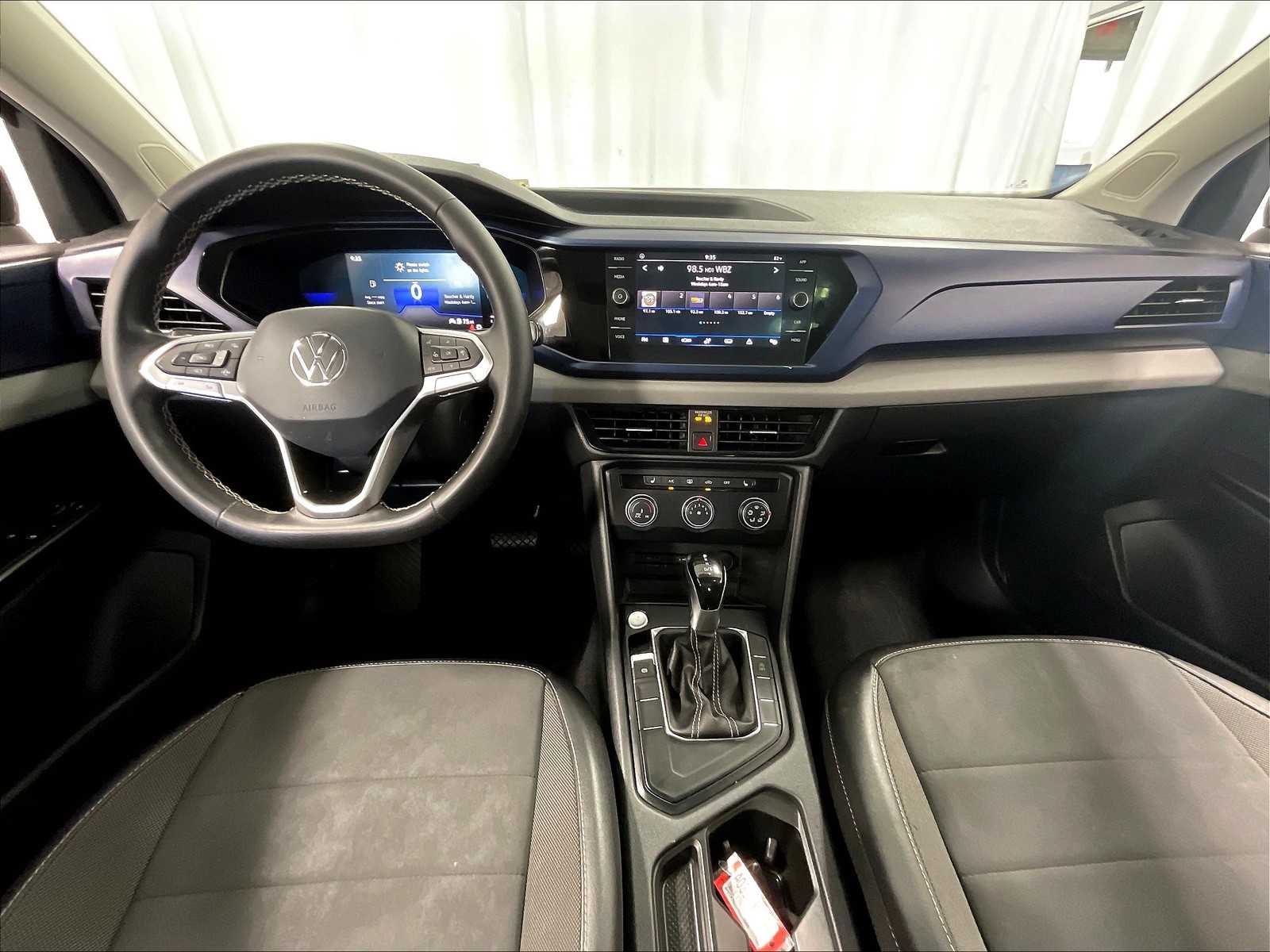 2022 Volkswagen Taos SE photo 17