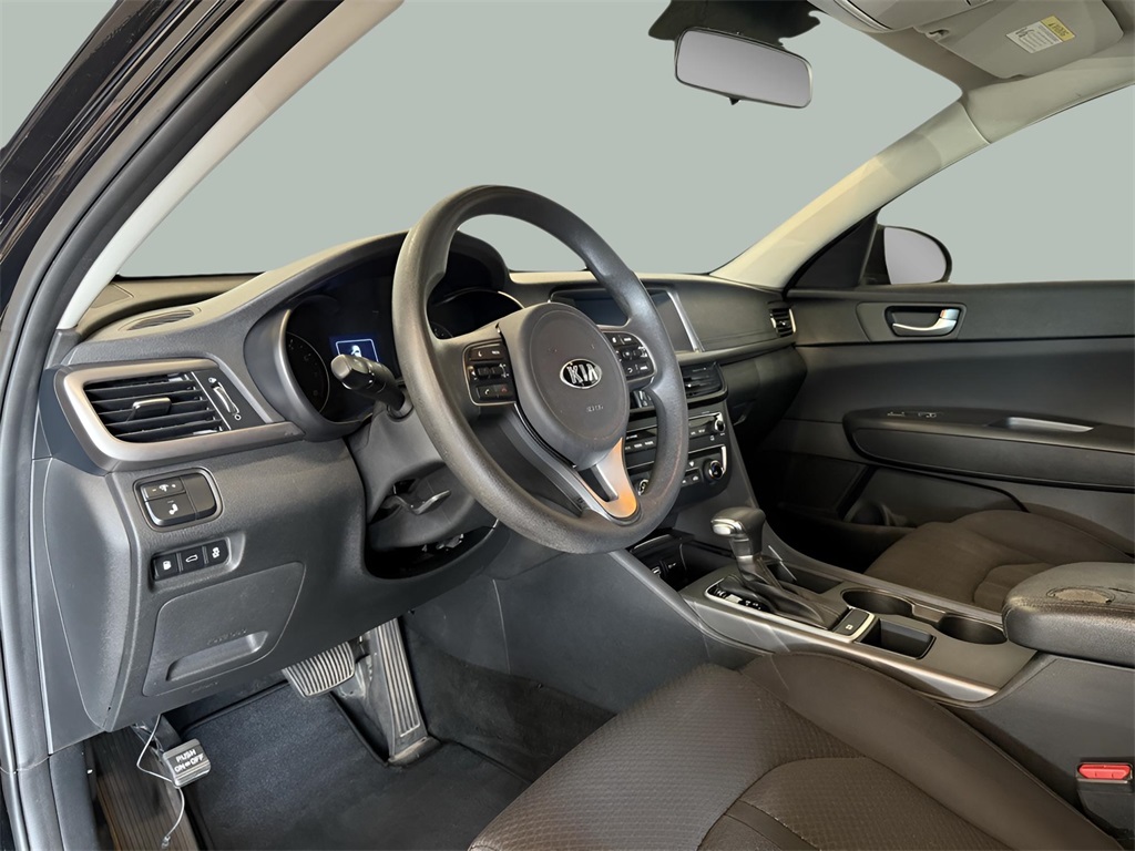 2018 Kia Optima LX photo 16