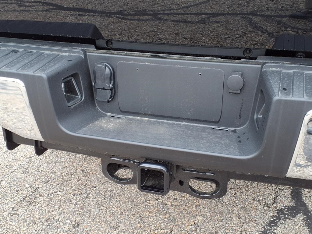 2025 Ford F-350 photo 4