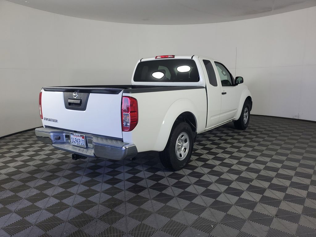 2013 Nissan Frontier S photo 4