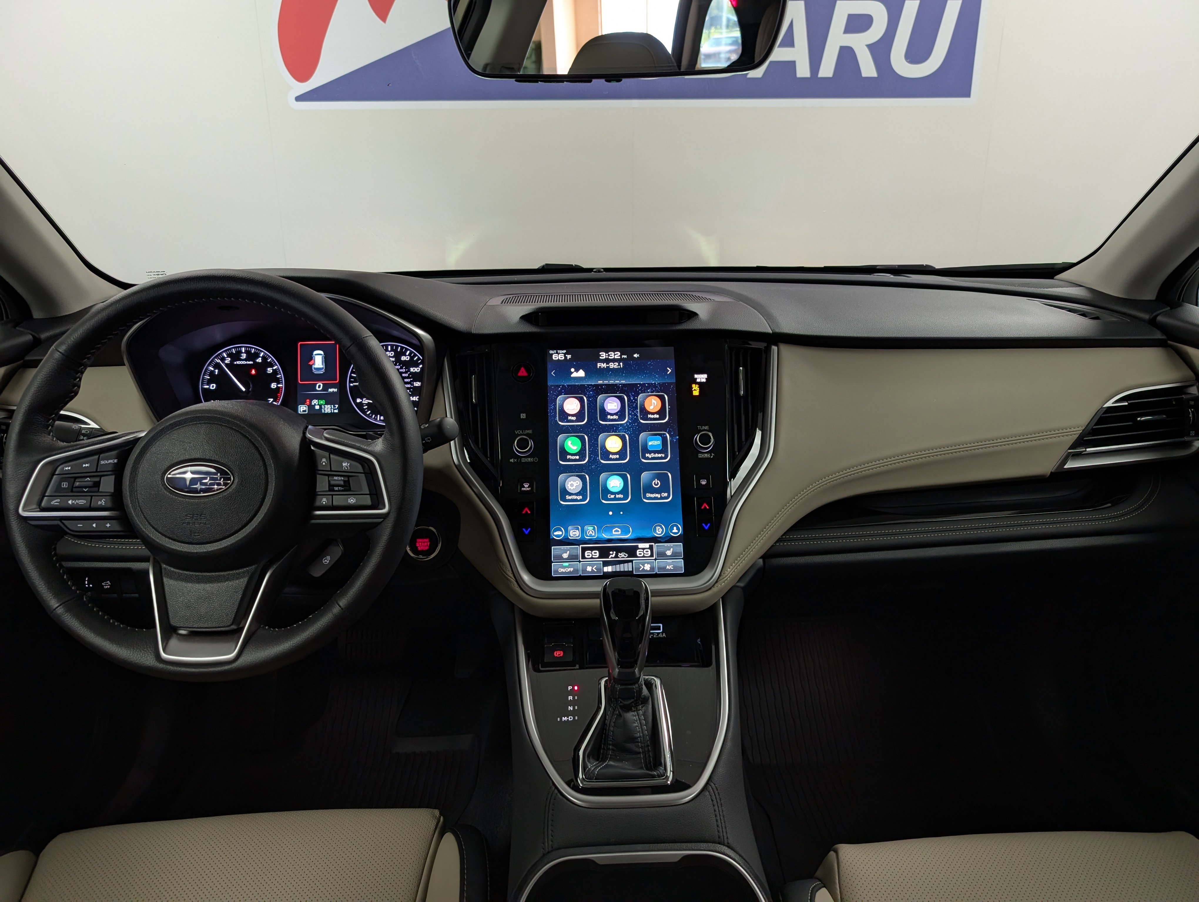 2025 Subaru Outback Limited XT photo 4