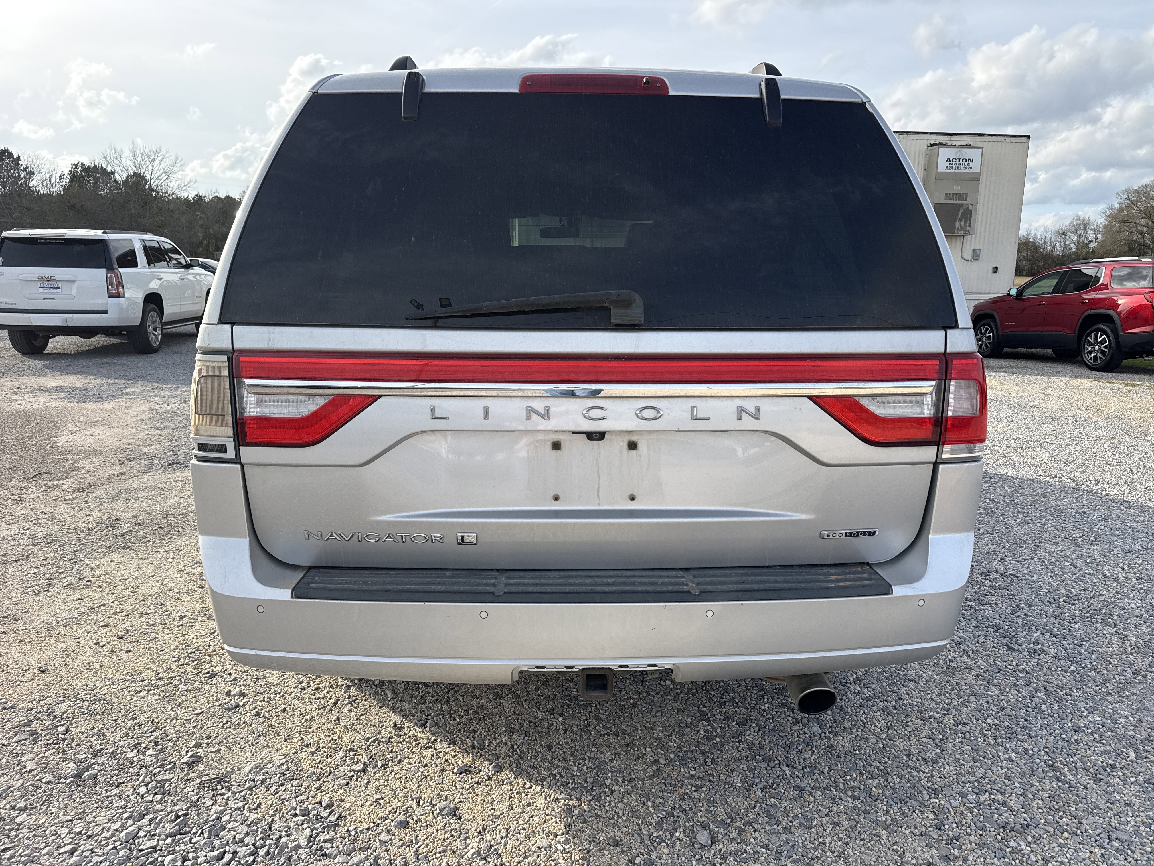 2015 Lincoln Navigator Base's photo