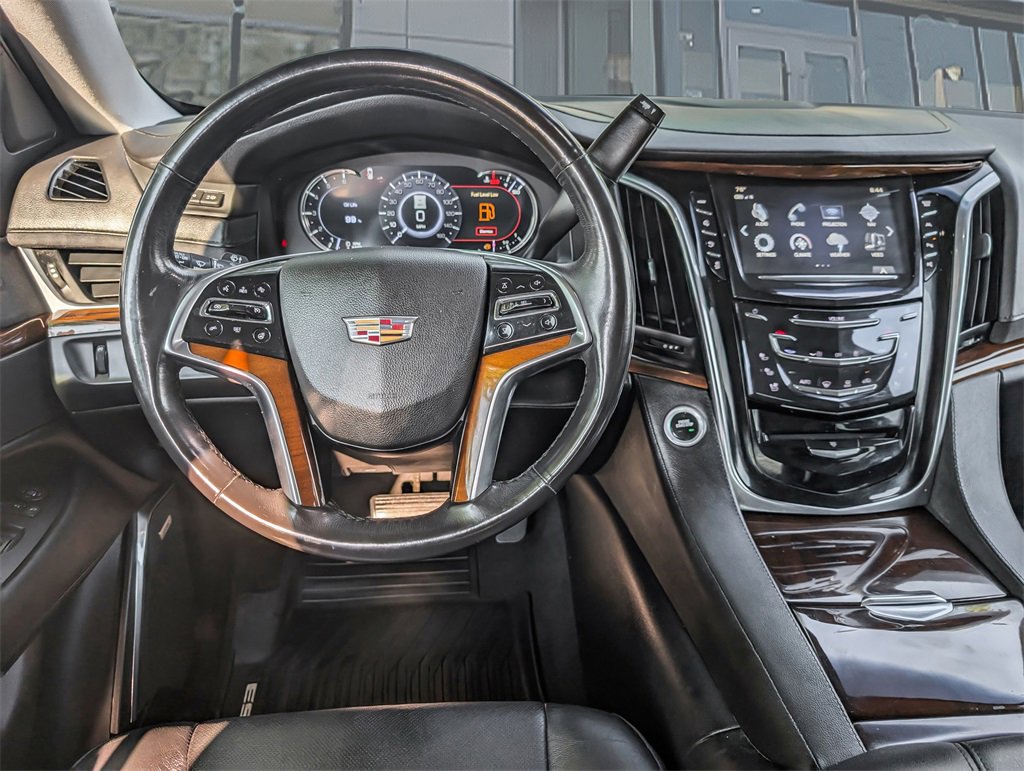 2018 Cadillac Escalade Premium Luxury photo 17