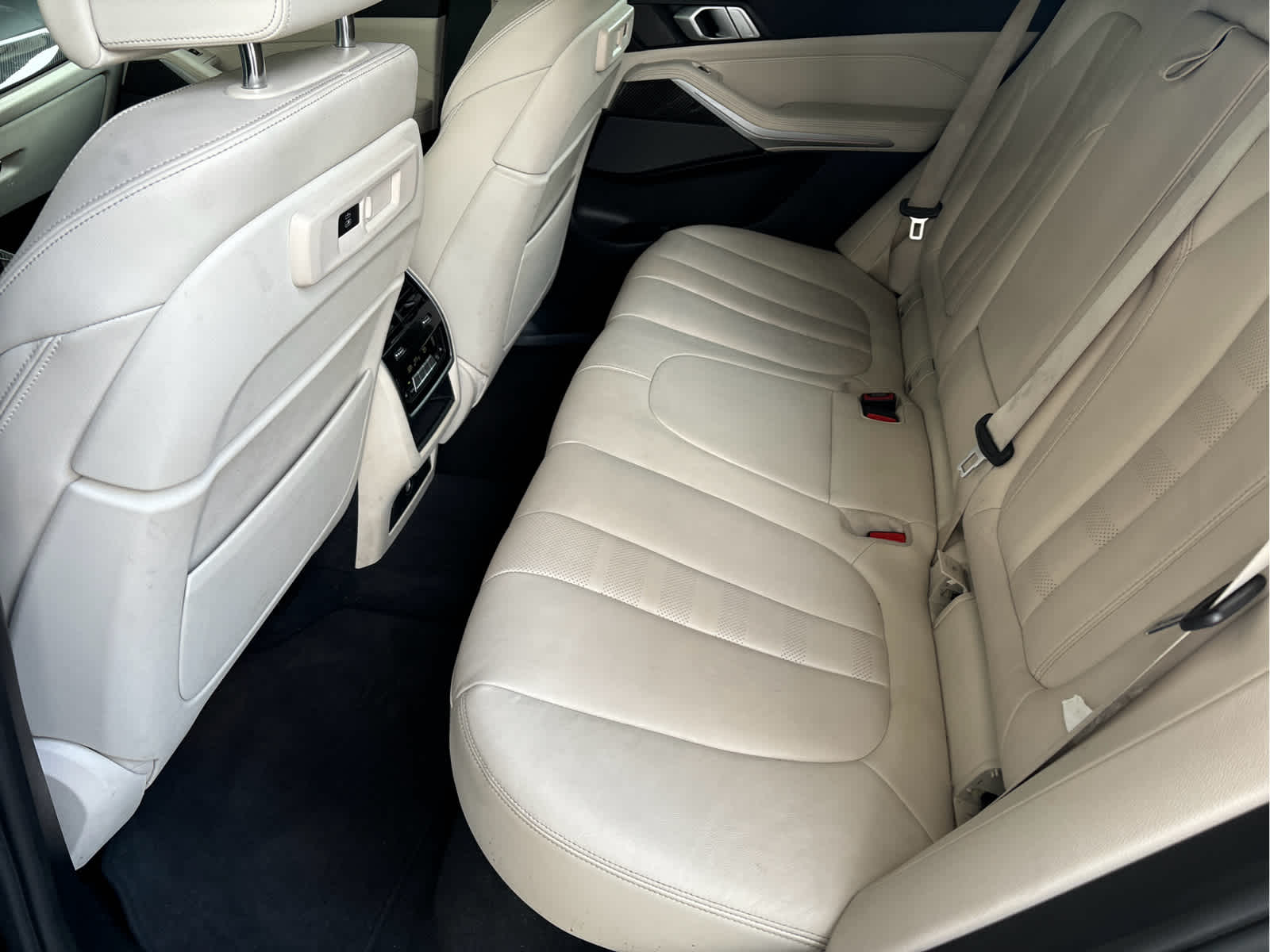 2022 Bmw X5 M50i photo 10