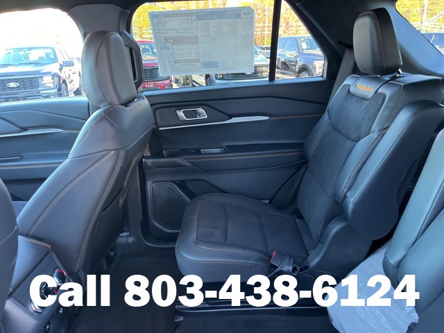 2026 Ford Explorer photo 3