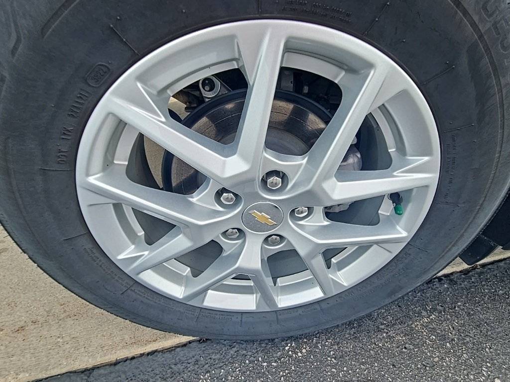 2023 Chevrolet Equinox LT photo 9