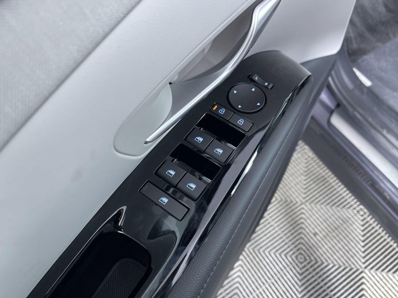 2025 Hyundai Tucson Limited photo 21