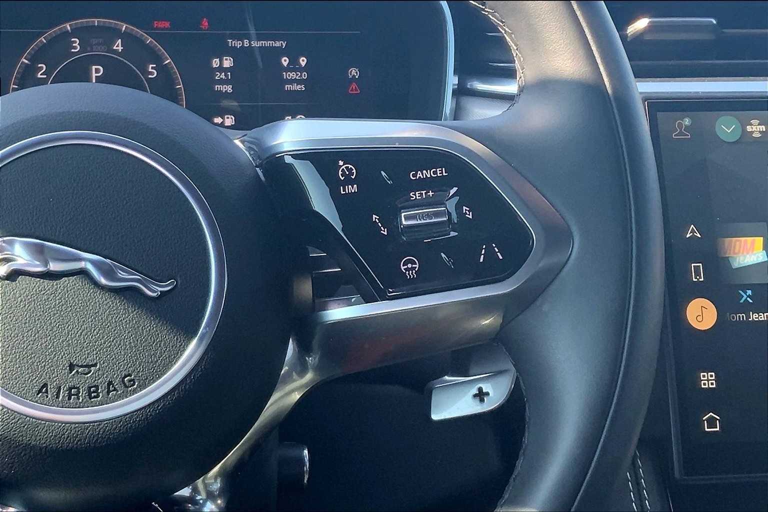 2024 Jaguar F-PACE P250 R-Dynamic S photo 22