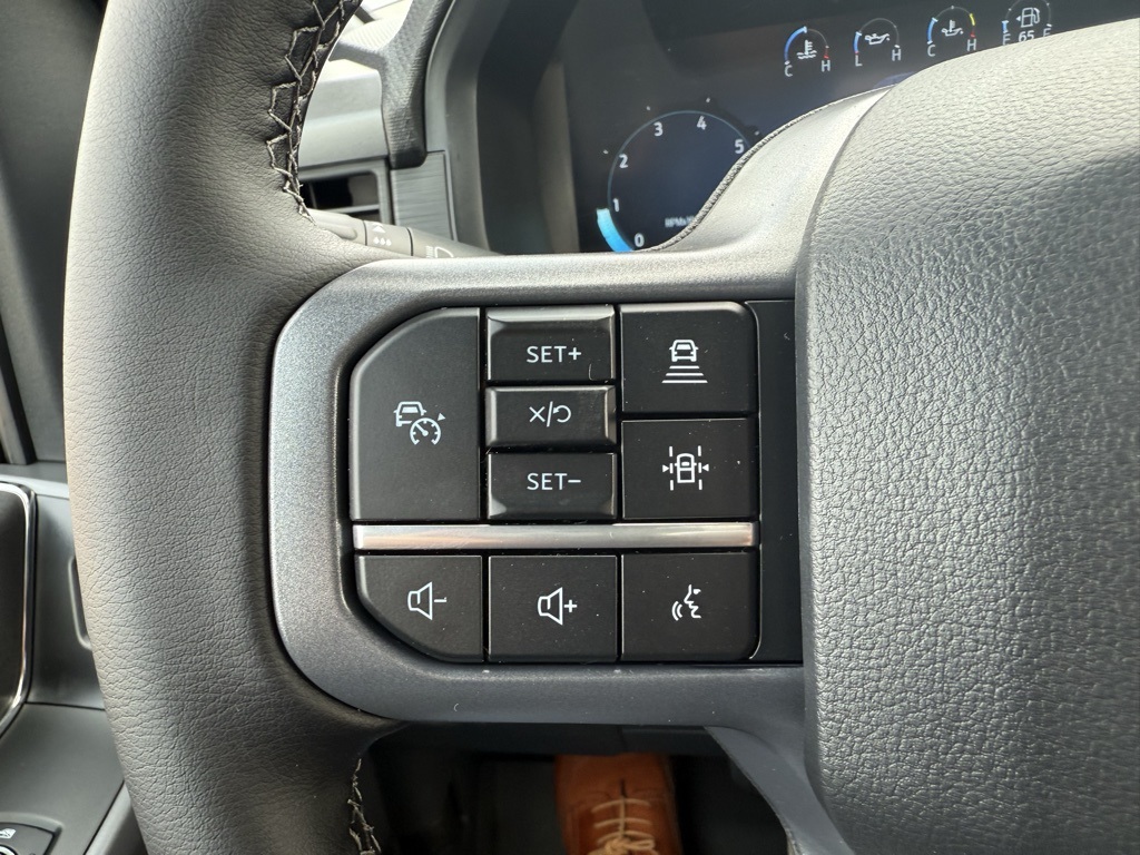 2025 Ford F-150 XLT photo 20