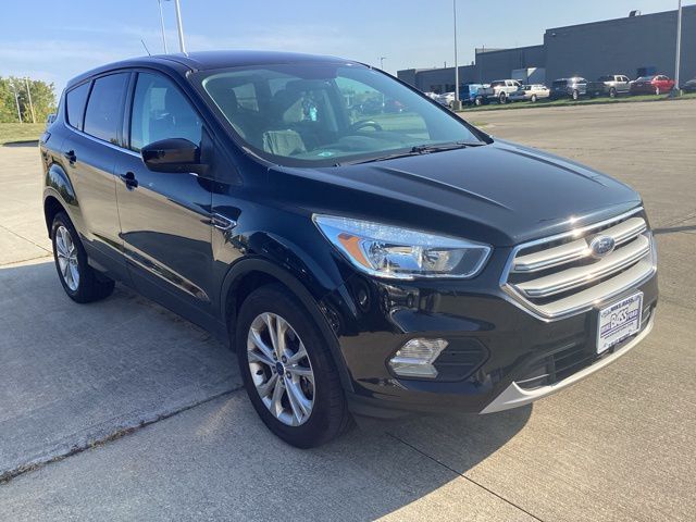 2017 Ford Escape SE photo 8