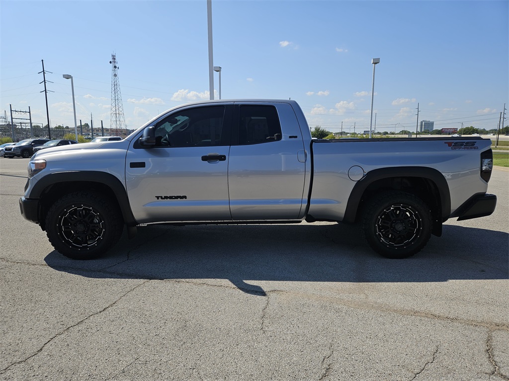 2017 Toyota Tundra TRD Pro photo 3