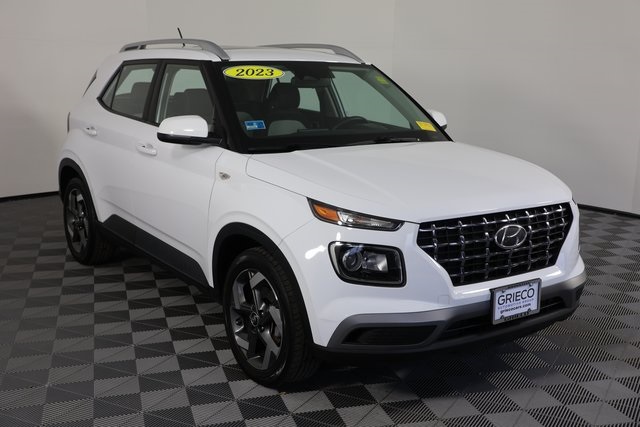 2023 Hyundai Venue SEL