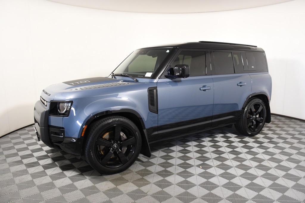 Used 2022 Land Rover Defender X-Dynamic HSE with VIN SALE37RU9N2084366 for sale in Richfield, Minnesota