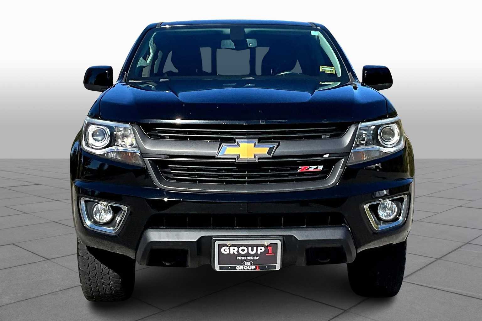2018 Chevrolet Colorado Z71 photo 2