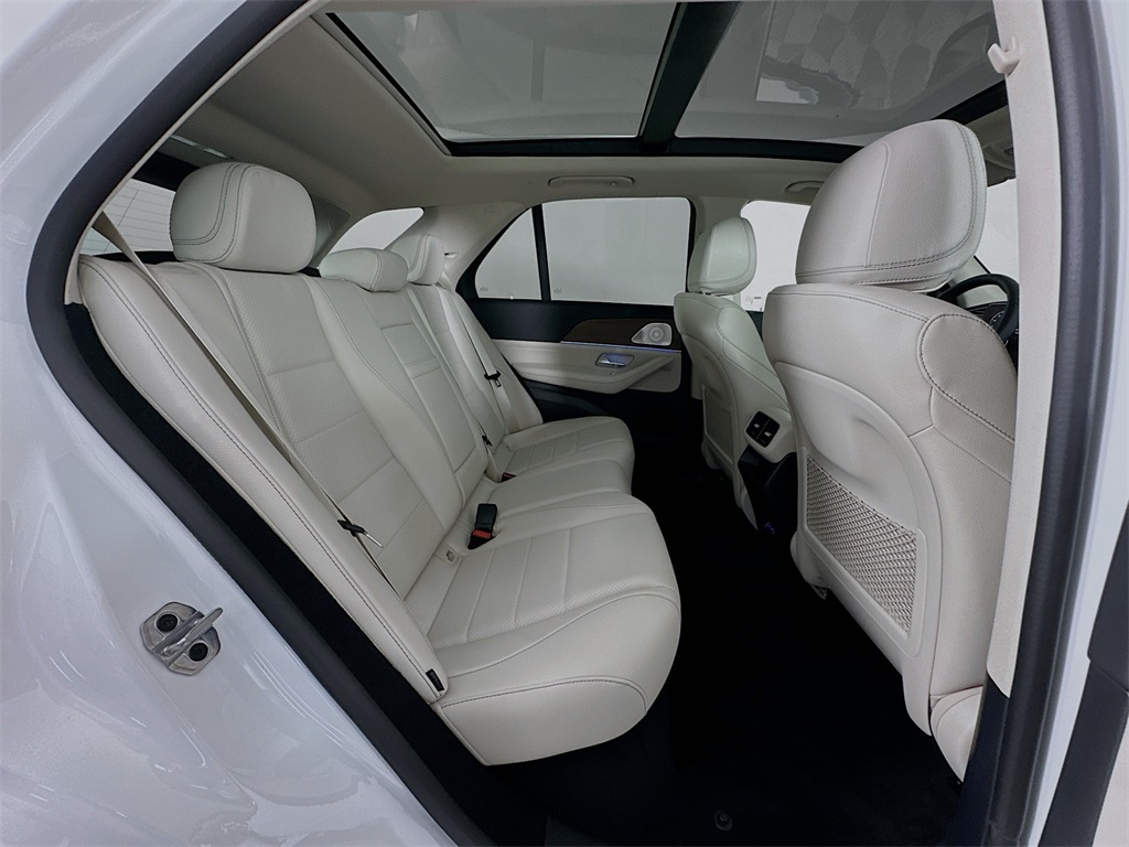 2026 Mercedes Benz GLE 450 4MATIC photo 25