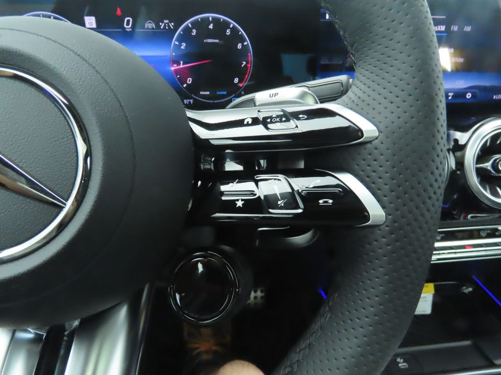 2025 Mercedes Benz GLA 35 AMG 4MATIC photo 9