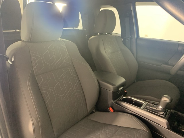 2018 Toyota Tacoma TRD Sport 4x4 Access Cab photo 23