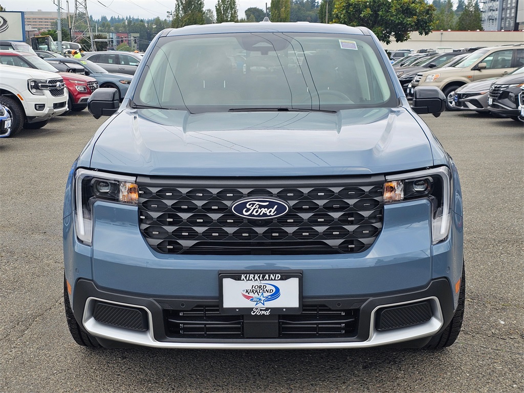 2025 Ford Maverick Lariat photo 2