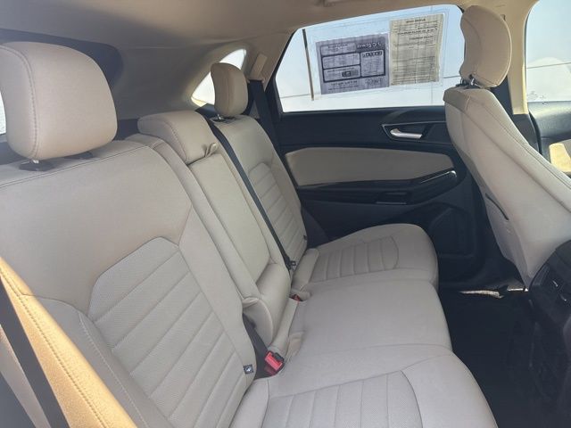 2019 Ford Edge SE photo 25