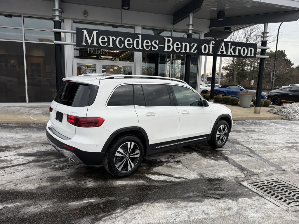 2026 Mercedes-Benz GLB GLB 250's photo