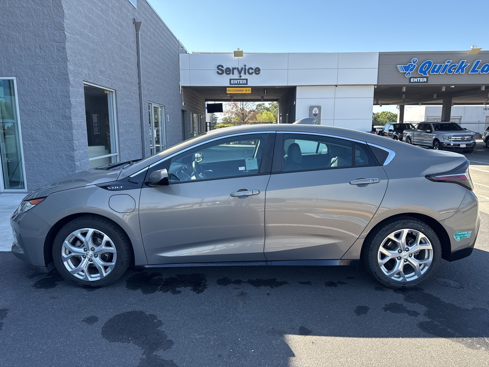 2017 Chevrolet Volt Premier photo 5