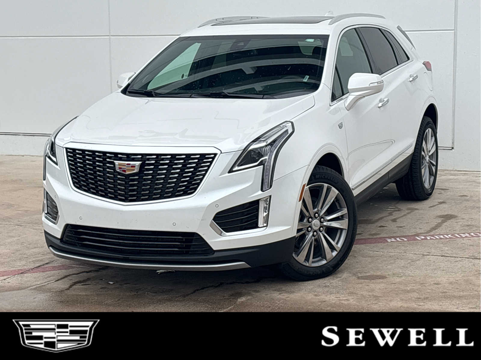 2025 Cadillac XT5 Premium Luxury's photo