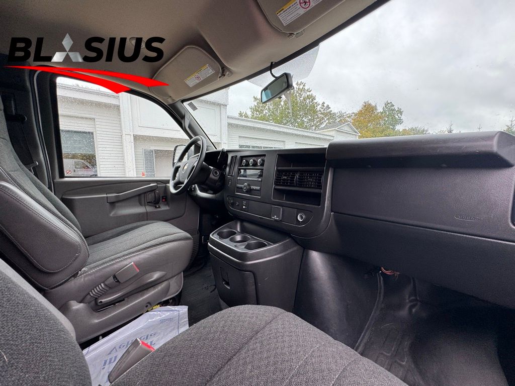 2022 Chevrolet Express 2500 Work Van photo 11