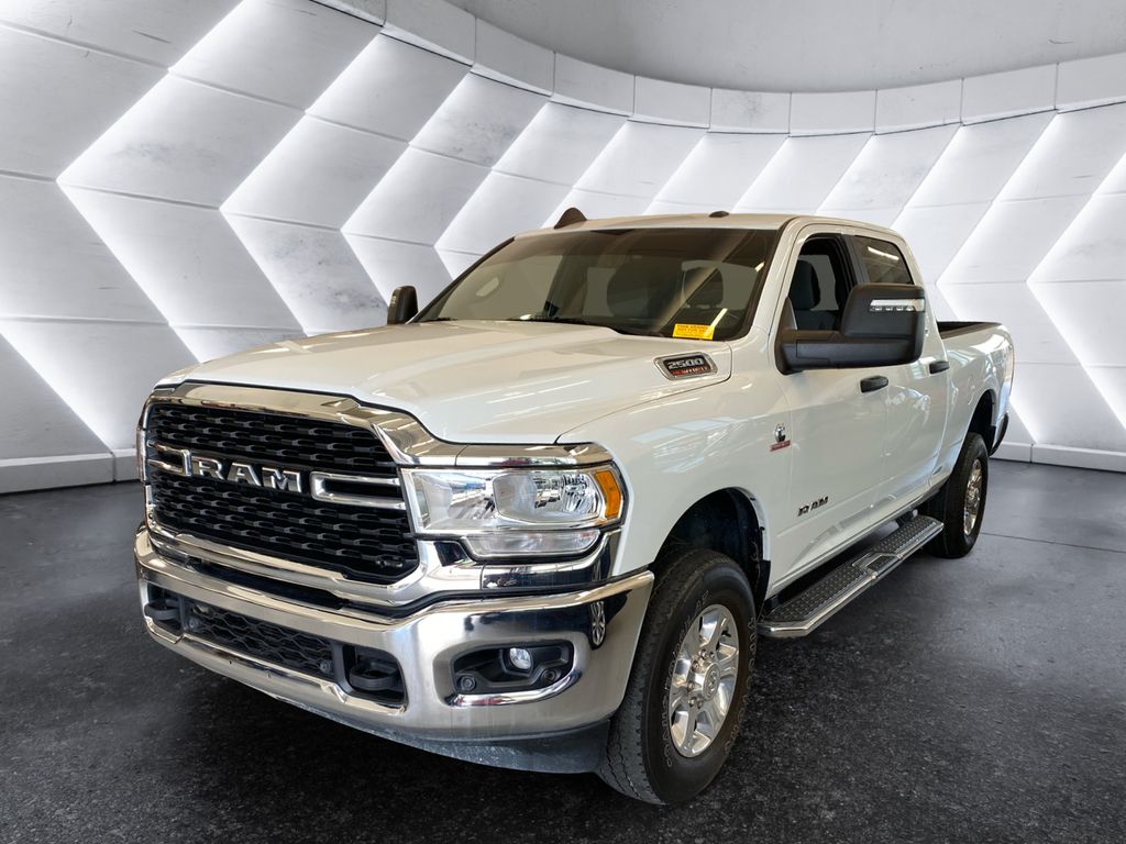 2024 Ram 2500 Big Horn photo 3