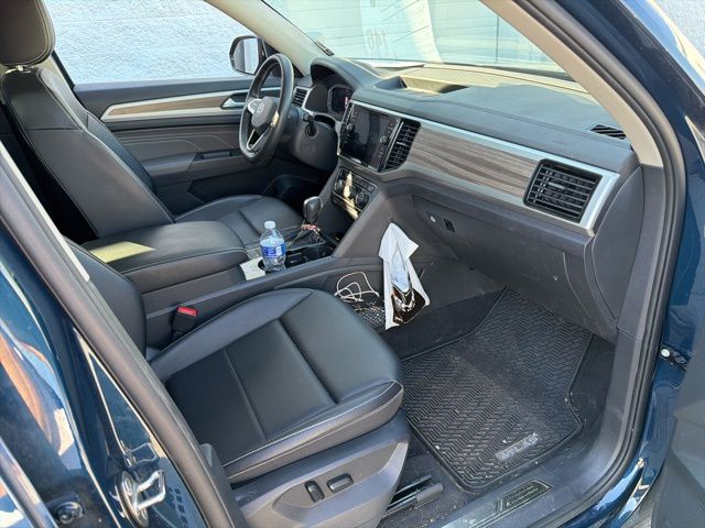 2021 Volkswagen Atlas SEL photo 9