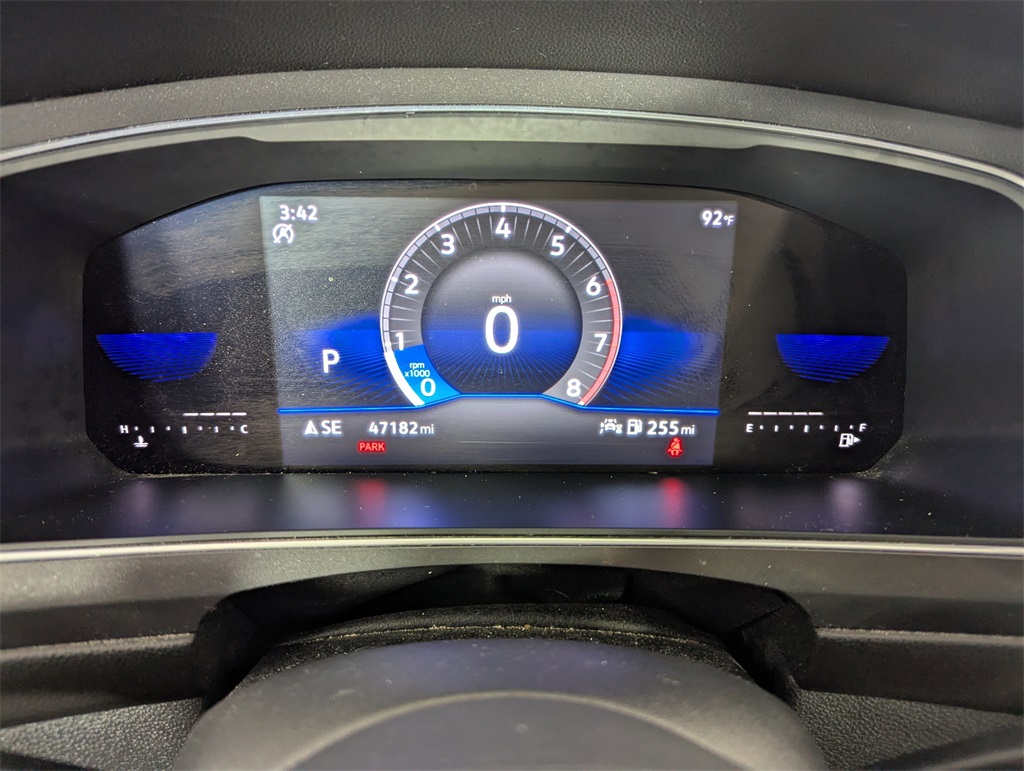 2022 Volkswagen Tiguan SE photo 32