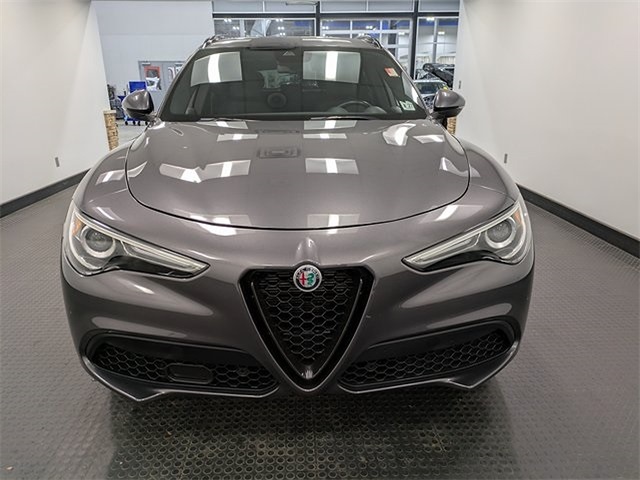 2022 Alfa Romeo Stelvio Sprint photo 2