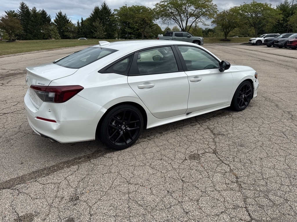 2025 Honda Civic Sport photo 4