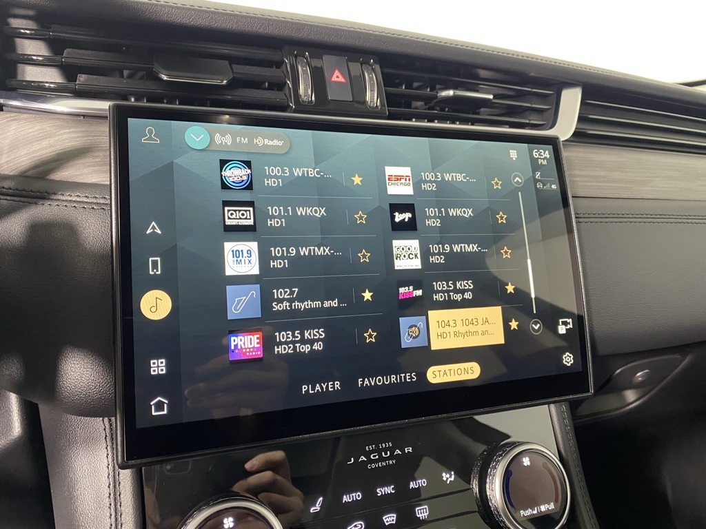 2023 Jaguar F-PACE P250 S photo 14